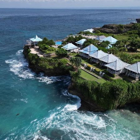 Cliff Park Lembongan Hotel Nusa Lembongan  Exterior photo