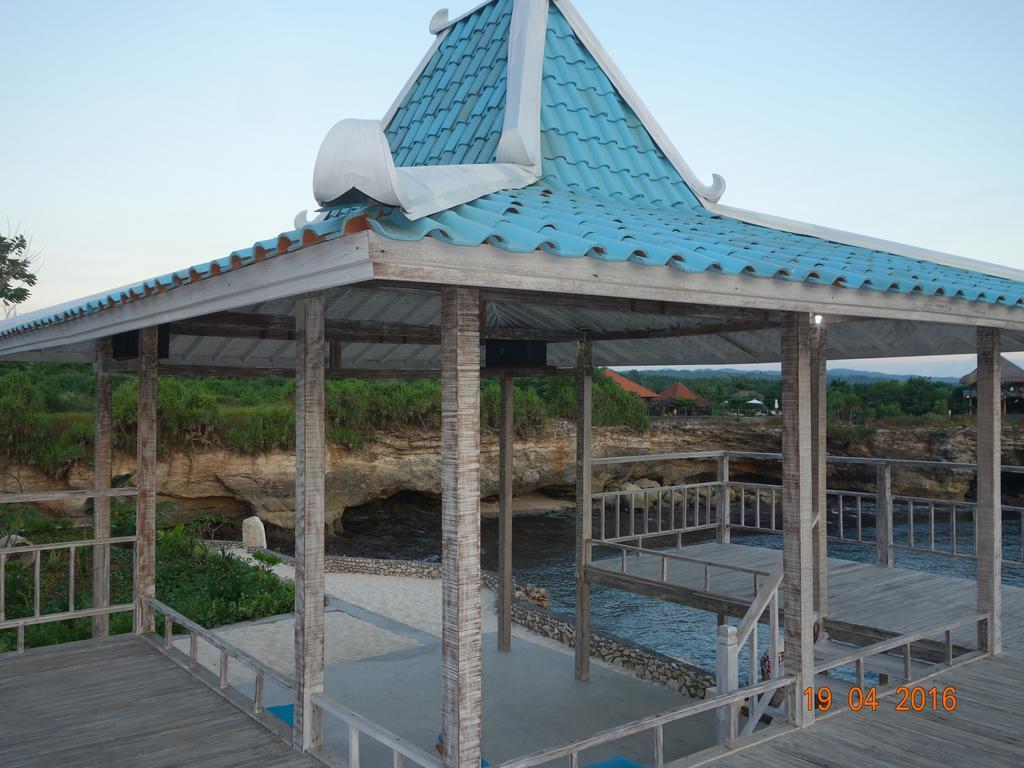 Cliff Park Lembongan Hotel Exterior photo