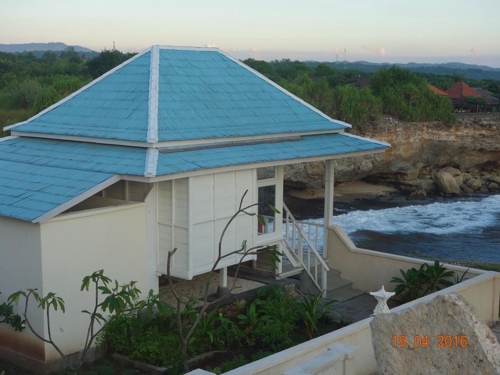 Cliff Park Lembongan Hotel Exterior photo