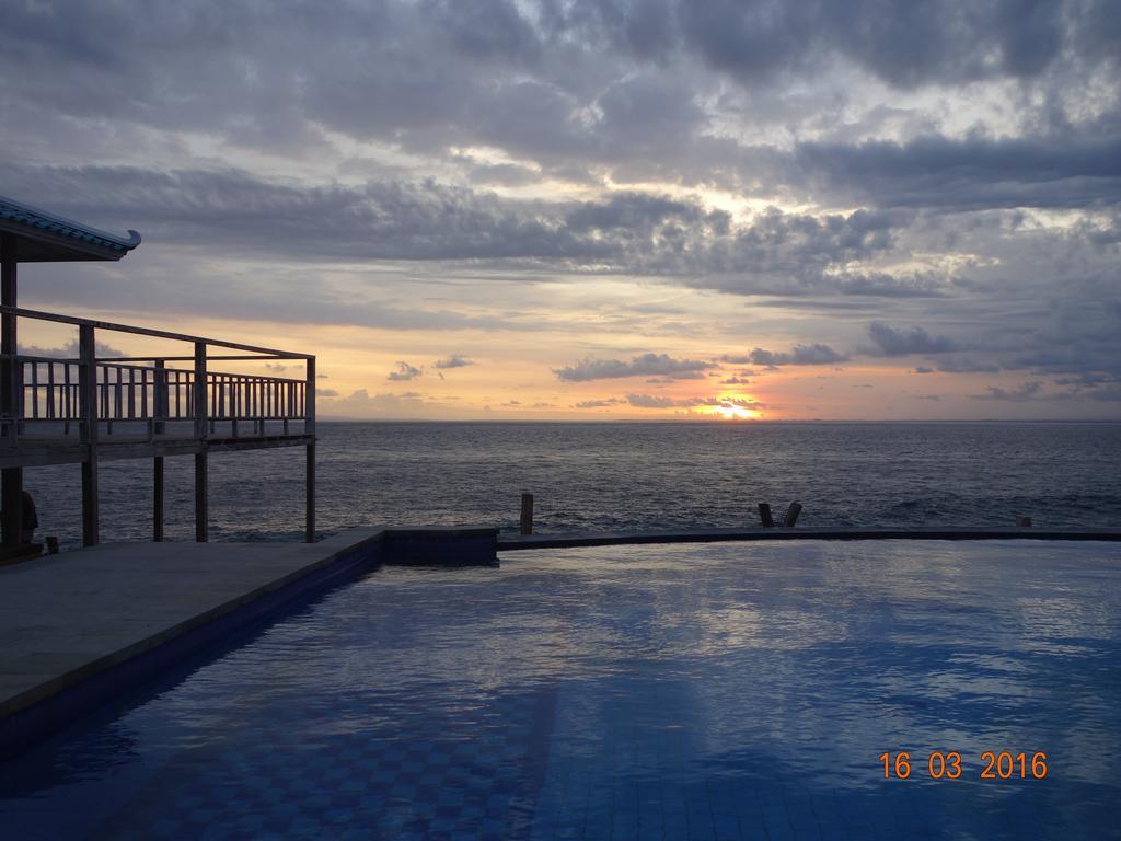Cliff Park Lembongan Hotel Exterior photo