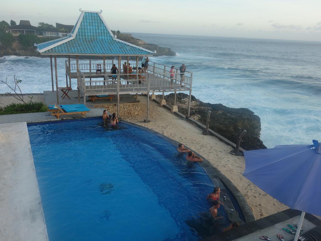 Cliff Park Lembongan Hotel Exterior photo