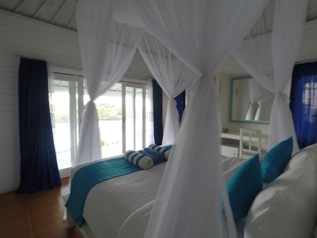 Cliff Park Lembongan Hotel Exterior photo