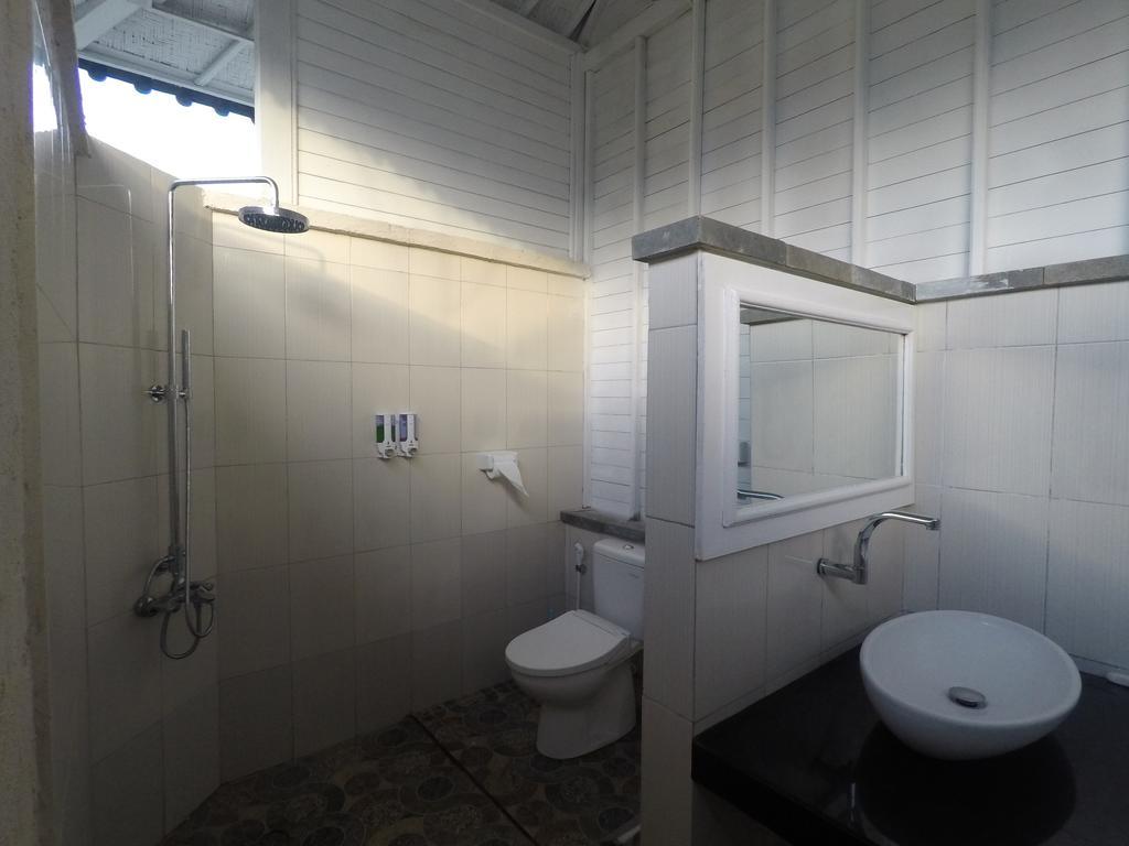 Cliff Park Lembongan Hotel Exterior photo